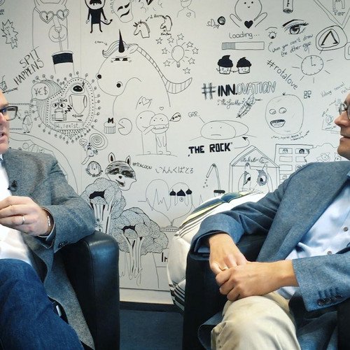 Prof. Dr. Jan Kr&auml;mer (links) und Prof. Dr. Andreas K&ouml;nig im Gespr&auml;ch.