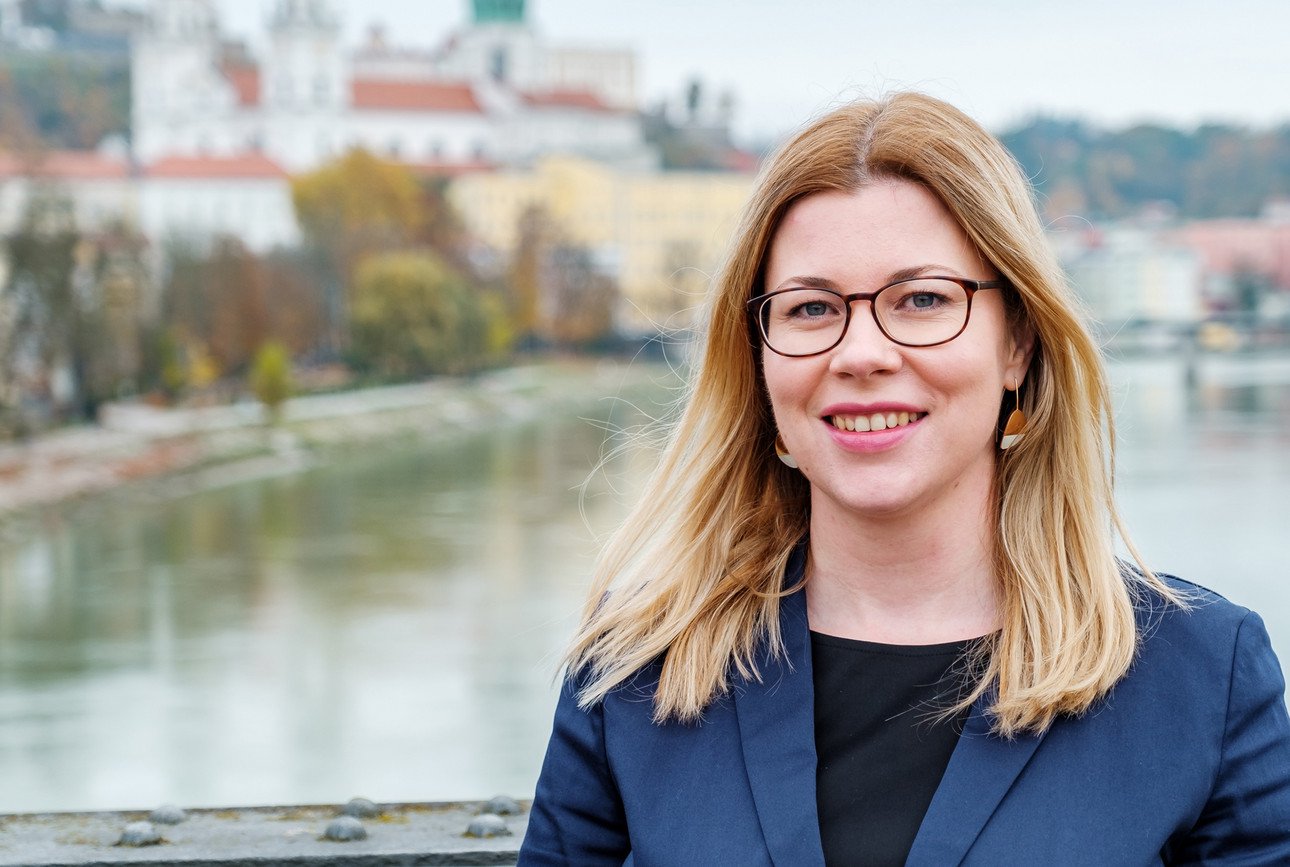 Jelena Mitrović is interim Junior Professor of Computational Rhetoric at the University of Passau.