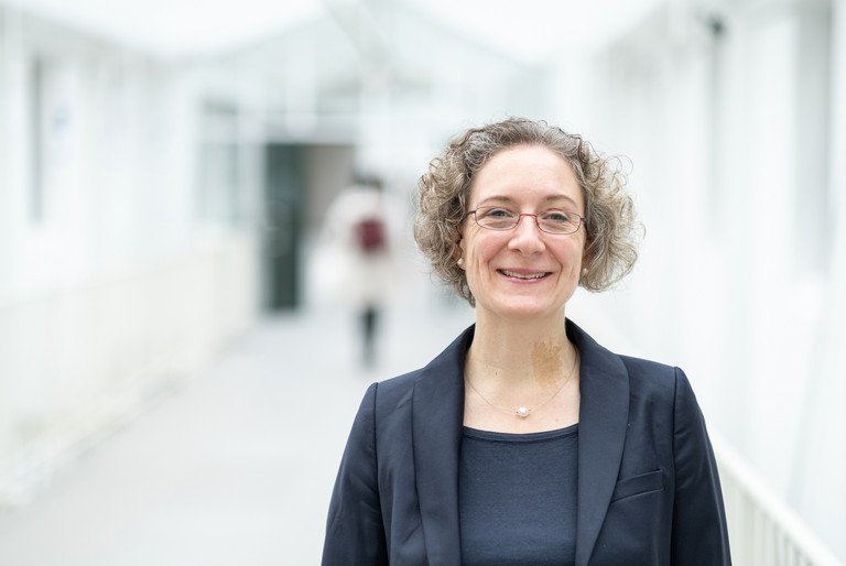 Prof. Dr. Anna Henkel, Inhaberin des Lehrstuhls f&uuml;r Soziologie mit Schwerpunkt Techniksoziologie und nachhaltige Entwicklung an der Universit&auml;t Passau
