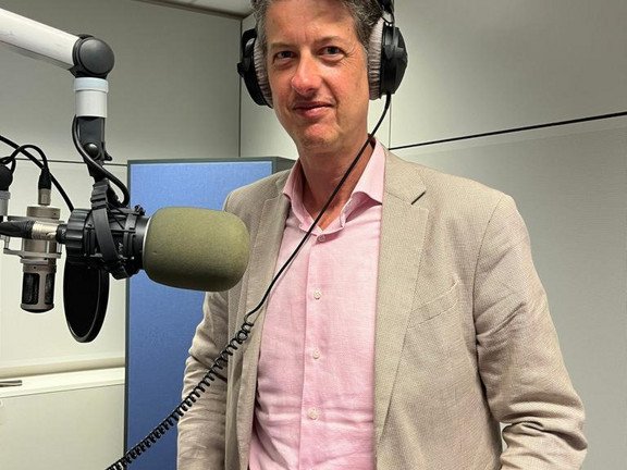 Prof. Dr. Lars Rensmann zu Gast in der siebten Folge des Podcasts Kodifiziert.