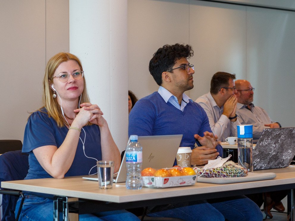 Impressionen vom Kick-Off-Meeting in Berlin: Dr. Jelena Mitrović und Saber Zerhoudi; Foto: Plote