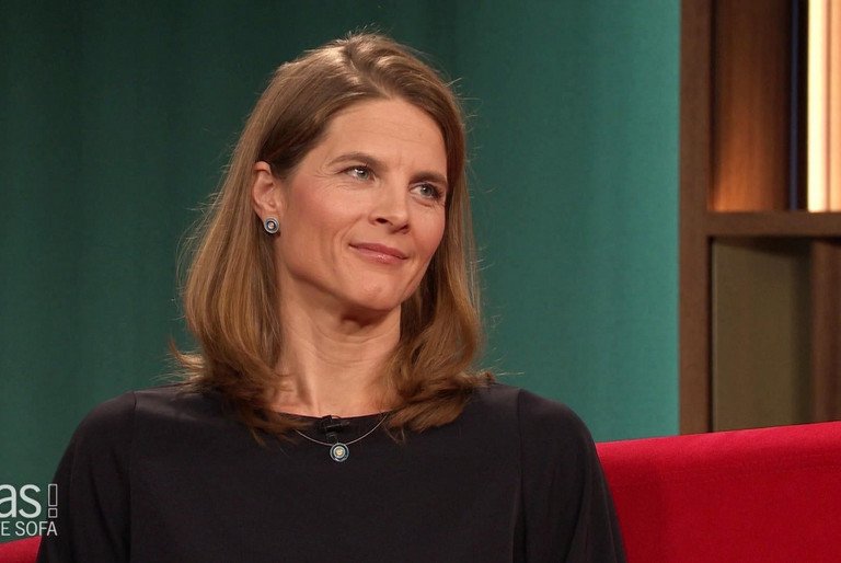 NS-Expertin Dr. Linda von Keyserlingk-Rehbein von der Universit&auml;t Passau auf dem Roten Sofa des NDR (Screenshot aus der Sendung; Copyright: NDR)
