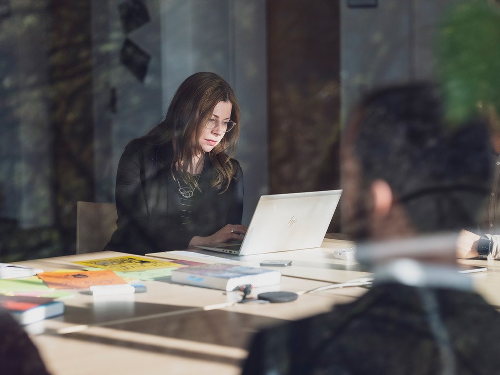 Dr. Jelena Mitrović, Expertin f&uuml;r Natural Language Processing und Leiterin der Nachwuchsforschungsruppe CAROLL am Lehrstuhl von Prof. Dr. Granitzer