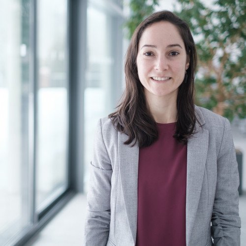 &Ouml;konomin Dr. Garc&iacute;a-Ramos forscht und lehrt seit 2018 am Lehrstuhl f&uuml;r Public Economics an der Universit&auml;t Passau. Foto: Universit&auml;t Passau