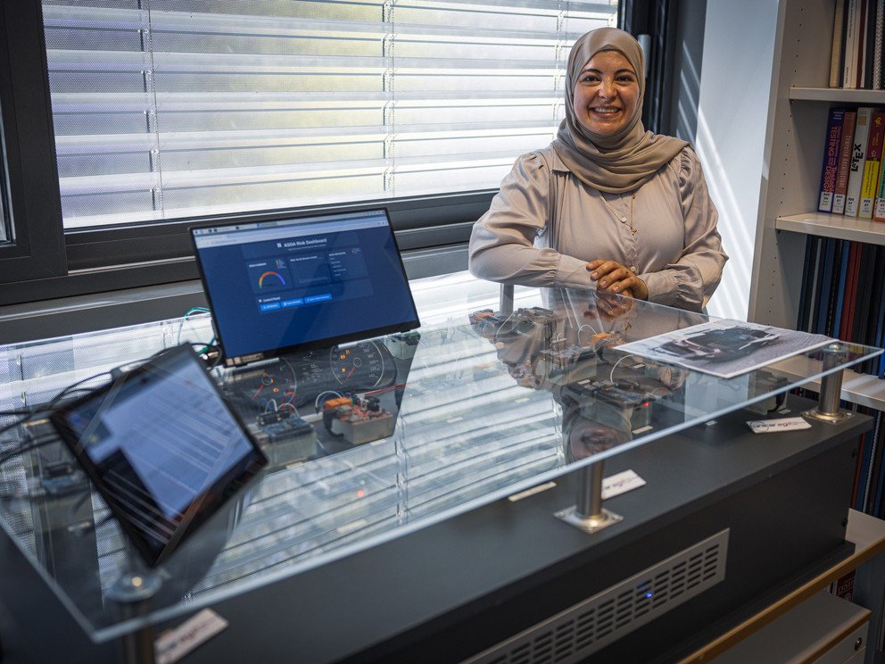 Yaman Qendah, researcher at the Chair of Computer Engineering 
