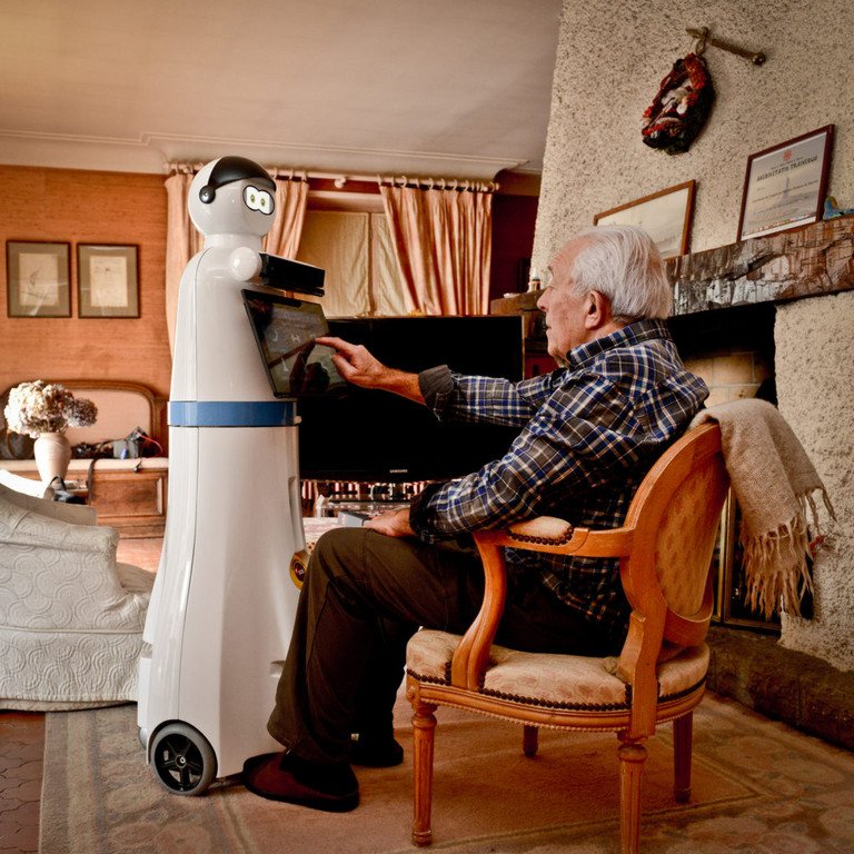 Symbolbild von Roboter MARIO. Foto: KOMPA&Iuml; robotics