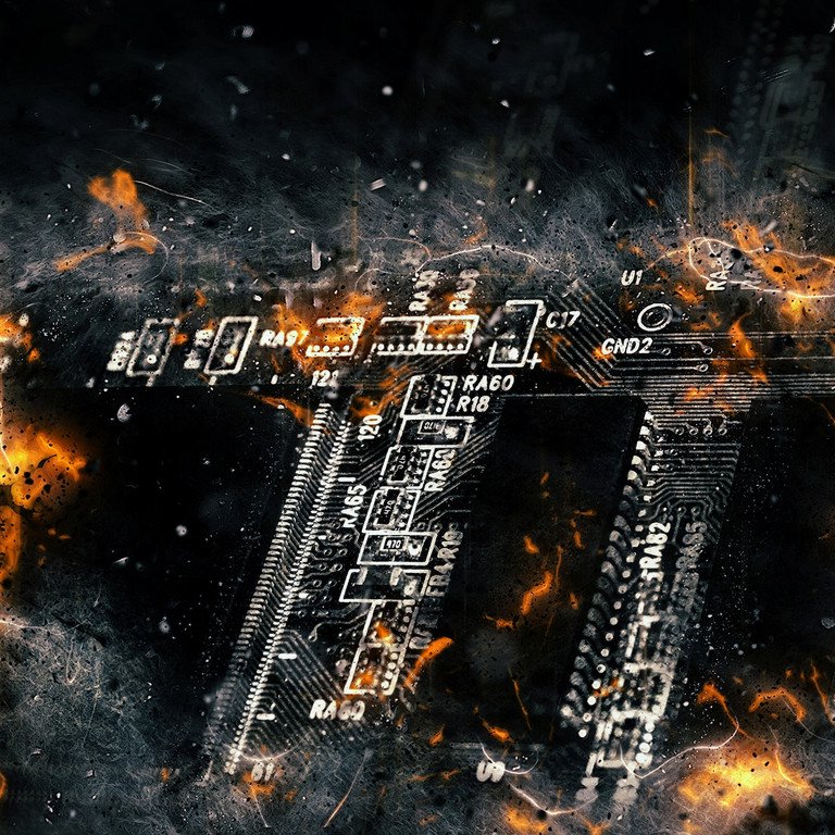 Brennende Leiterplatte. Symbolfoto: Adobe Stock