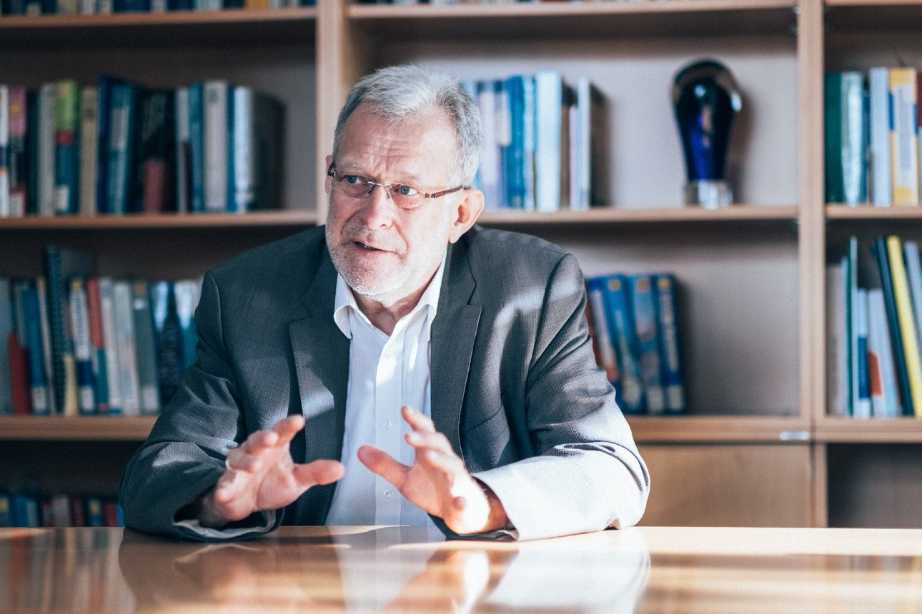 Prof. Dr. Burkhard Freitag