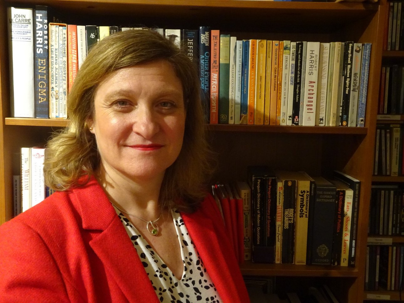 Portrait of Sandra Leaton Gray