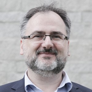 Professor Siegfried Handschuh