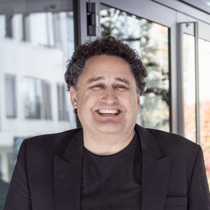 Professor Oliver Hidalgo