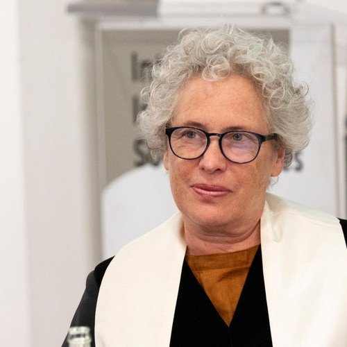 Prof. Dr. Wendy Harcourt erh&auml;lt die Ehrendoktorw&uuml;rde der Universit&auml;t Passau; Foto: privat