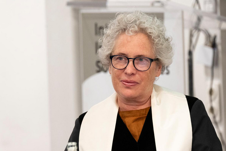 Prof. Dr. Wendy Harcourt erh&auml;lt die Ehrendoktorw&uuml;rde der Universit&auml;t Passau; Foto: privat