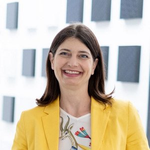 Prof. Dr. Carolin H&auml;ussler