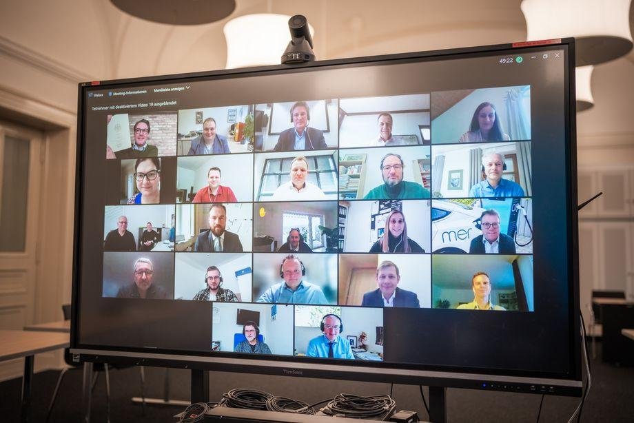 Projekt OMEI: Nachhaltige Elektromobilit&auml;t f&uuml;r Europa