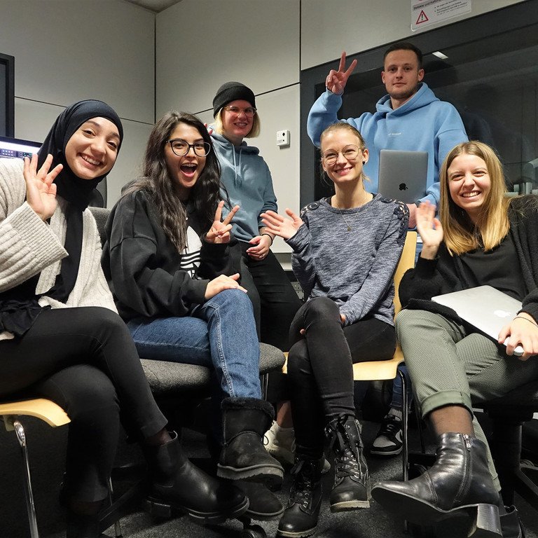 Redaktionsteam des Podcast "Kodifiziert - Der Prof-Talk" im Wintersemester 2022/2023.