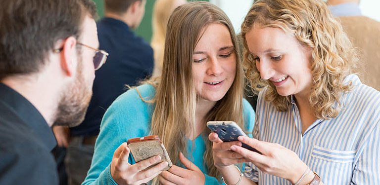 classEx@school – Smartphone-Experimente für den Wirtschaftsunterricht