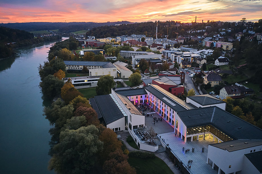 EU-Projekt „META BUILD“: Mit digitalen Zwillingen Universitätsgebäude elektrifizieren